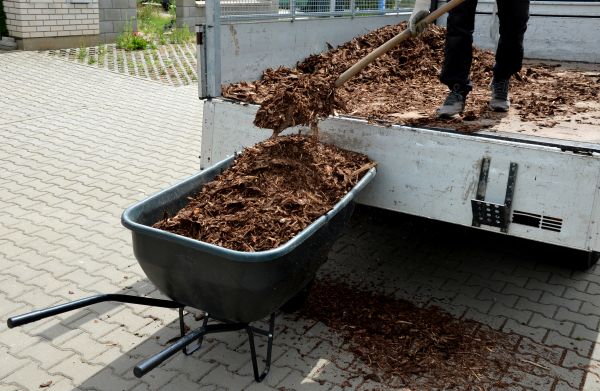 Bulk Mulch Delivery in Hudson