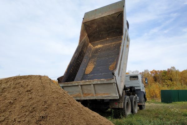 Topsoil Delivery in Hudson