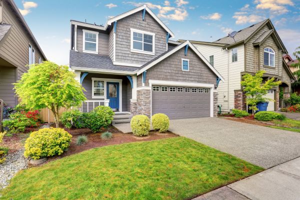 Curb Appeal Landscaping in Hudson